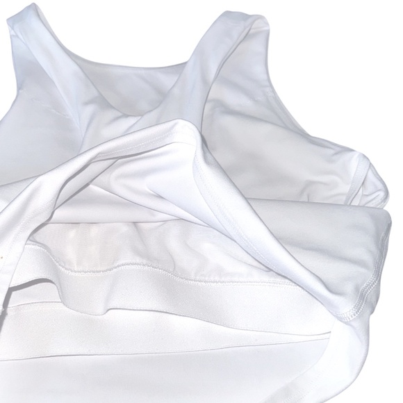 NWOT Athleta Conscious Crop Sports in Bright White Shelf Bra High Neckline A-C - Picture 3 of 7